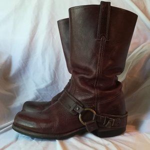 Frye 12R Belted Harness w/Box: Chestnut